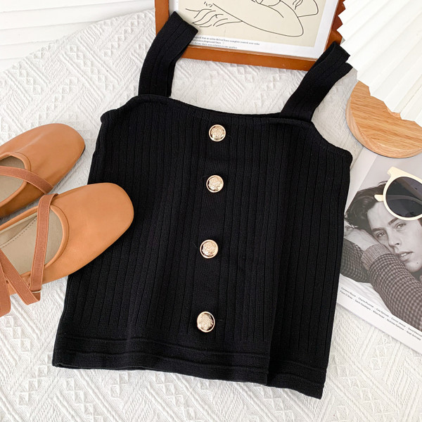 Jauna modeļa sieviešu topiņš ar pogām un platām lencēm