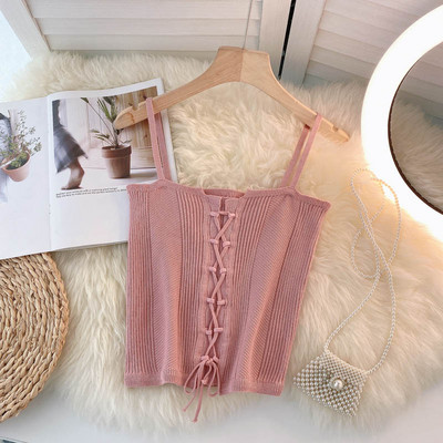 Sieviešu velveta tops ar plānām lencēm un saitēm