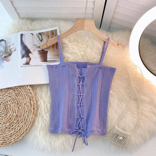 Sieviešu velveta tops ar plānām lencēm un saitēm