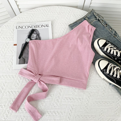 Ikdienas īss sieviešu topiņš ar vienu siksnu un lenti