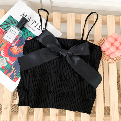 Maieu modern de damă cu o panglică în alb și negru