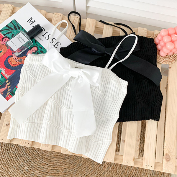 Maieu modern de damă cu o panglică în alb și negru