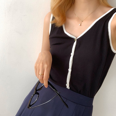 Maieu de dama din tricotat subtire cu nasturi