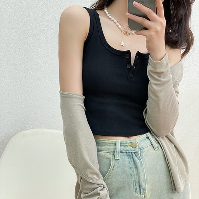 Maieu de damă din catifea cu decolteu pătrat și nasturi