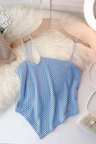 Jauna modeļa sieviešu topiņš ar plānām lencēm - vairākas krāsas