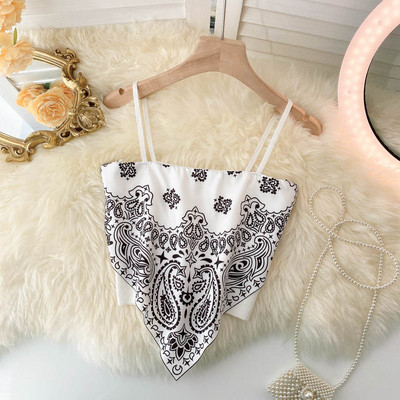 Īss sieviešu topiņš ar plānām lencītēm – dažādas krāsas