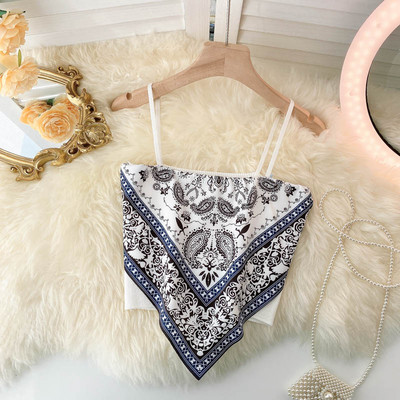 Īss sieviešu topiņš ar plānām lencītēm – dažādas krāsas