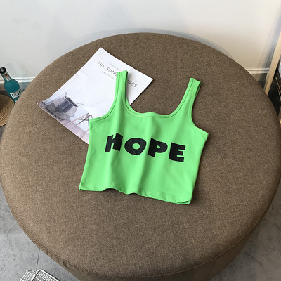 Top zilnic scurt cu inscripție pentru femei