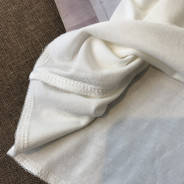 Sieviešu īss tops ar ovālu kakla izgriezumu