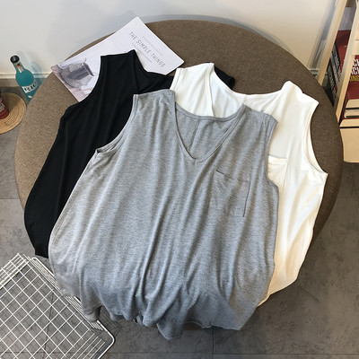 Maieu lat pentru femei, cu decolteu și buzunar în formă de spitz