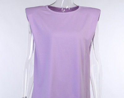 Maiou elegant de dama cu decolteu oval, model simplu