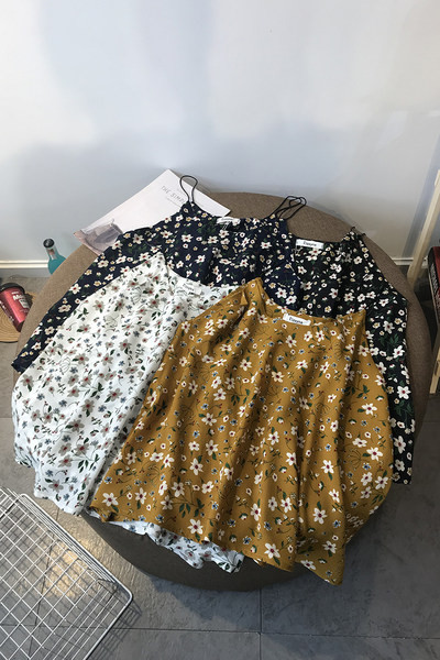 Maieu lat pentru femei, cu motive florale și bretele subțiri