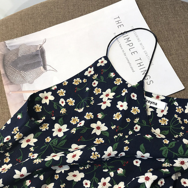 Maieu lat pentru femei, cu motive florale și bretele subțiri