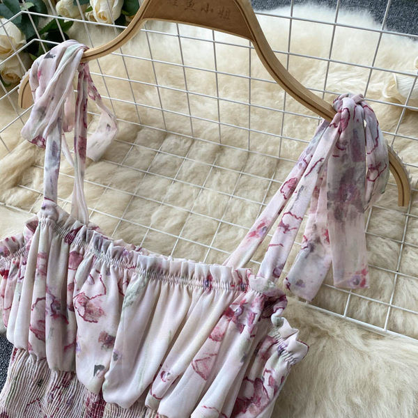 Sieviešu bikses ar ziedu rakstu un lencēm