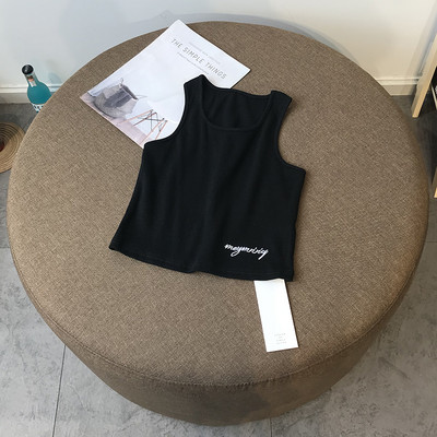 Дамски потник с овално деколте и бродиран надпис