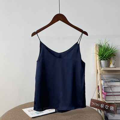 Maiou de damă gratuit model cu bretele subțiri