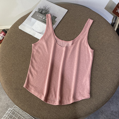 Plata modeļa sieviešu tops ar ovālu kakla izgriezumu