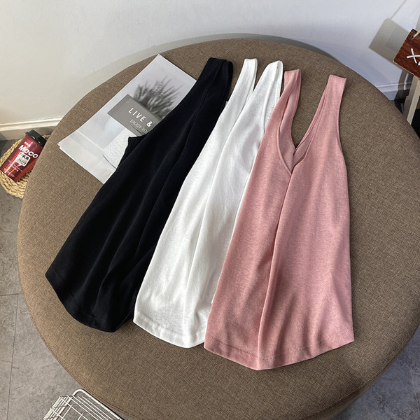 Plata modeļa sieviešu tops ar ovālu kakla izgriezumu