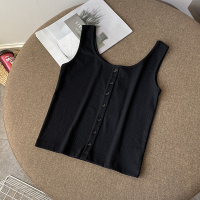 Jauna modeļa sieviešu topiņš ar platām lencēm un pogām