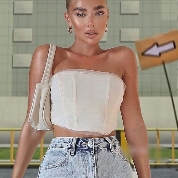 Дамско модерно бюстие изчистен модел