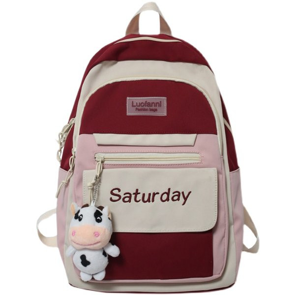 Γυναικείο σακίδιο με επιγραφή και τρισδιάστατο στοιχείο