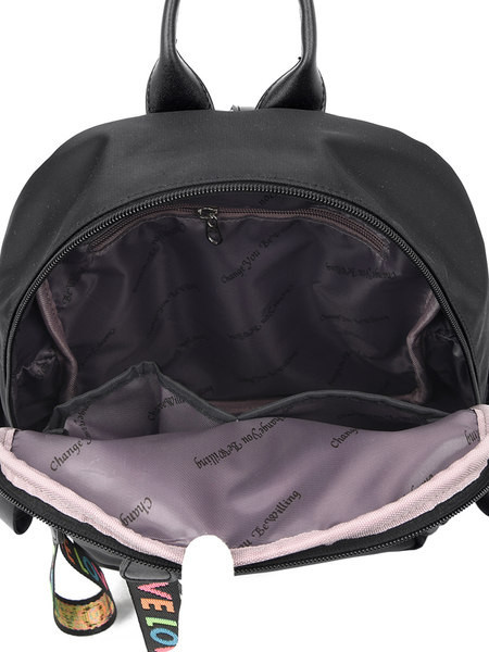 Rucsac pentru femei de zi cu zi cu buzunar frontal - negru și roșu