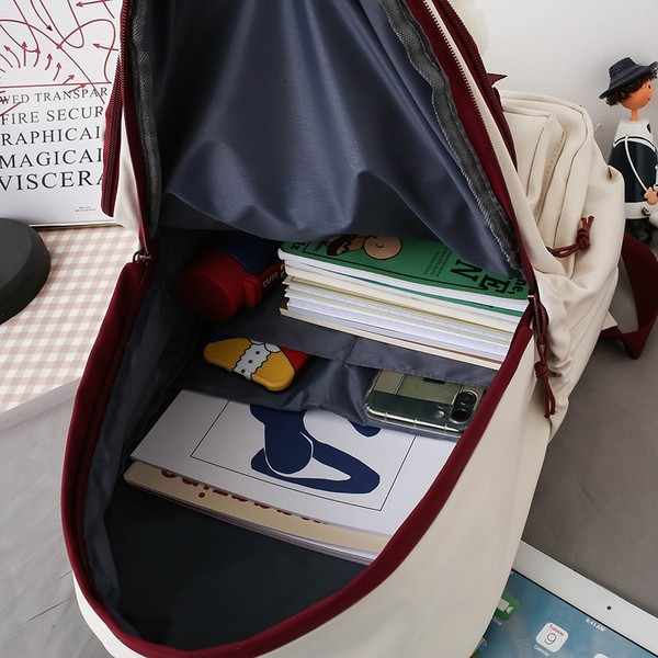 Rucsac de dama model nou cu buzunare frontale - doua compartimente