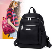 Sieviešu moderna mugursoma ar uzrakstu un rāvējslēdzēju