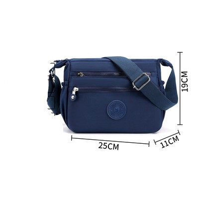 Mūsdienīga sieviešu plecu soma dažādās krāsās