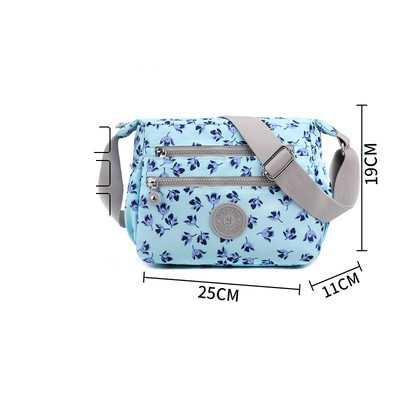 Mūsdienīga sieviešu plecu soma dažādās krāsās