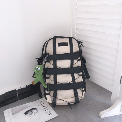 Jauna modeļa mugursoma retro stilā ar aksesuāru