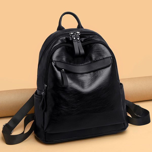 Sieviešu mugursoma no tīras eko ādas