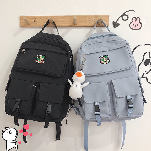 Sieviešu mugursoma ar aksesuāru un kabatām