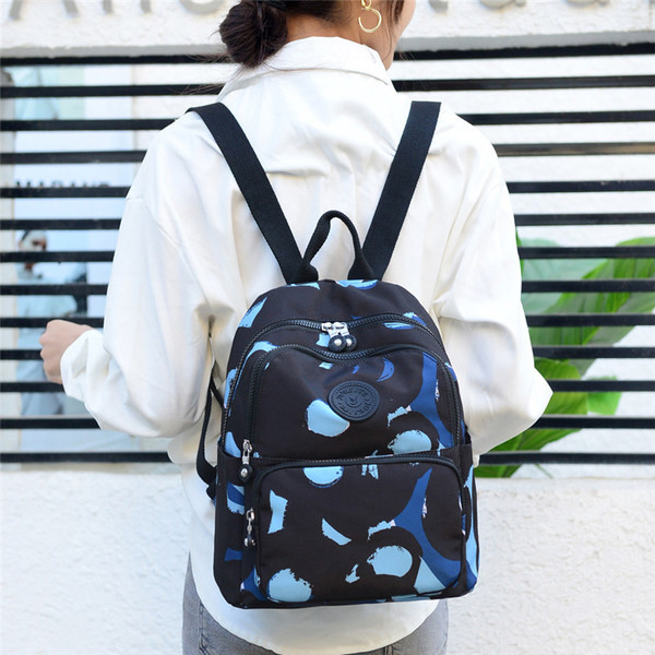 Ikdienas sieviešu mugursoma ar plecu lencēm vairākās krāsās