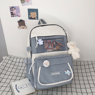 Sieviešu mugursoma ar aksesuāru četrās krāsās