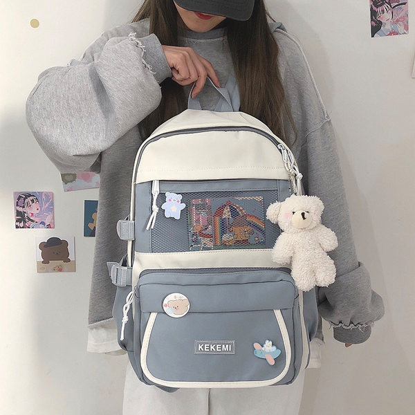 Sieviešu mugursoma ar aksesuāru četrās krāsās