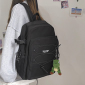 Sieviešu mugursoma ar aksesuāru un saitēm