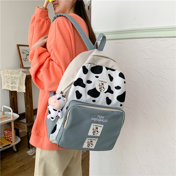 Sieviešu ikdienas mugursoma ar priekšējo kabatu un emblēmu