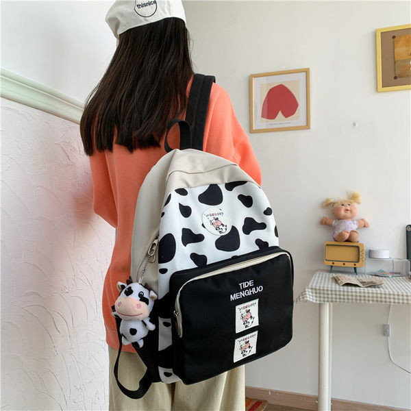 Sieviešu ikdienas mugursoma ar priekšējo kabatu un emblēmu