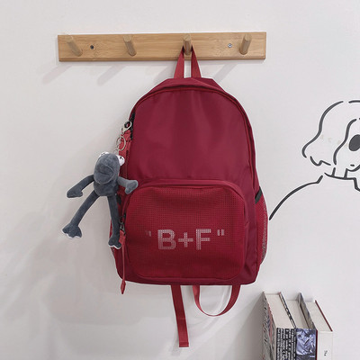 Rucsac de zi cu zi pentru femei cu buzunar frontal și element 3D