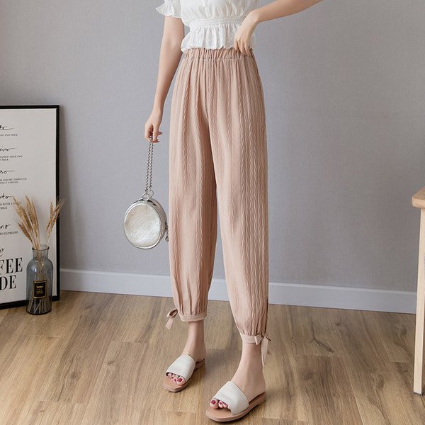 Model larg de pantaloni de vara dama cu cravate