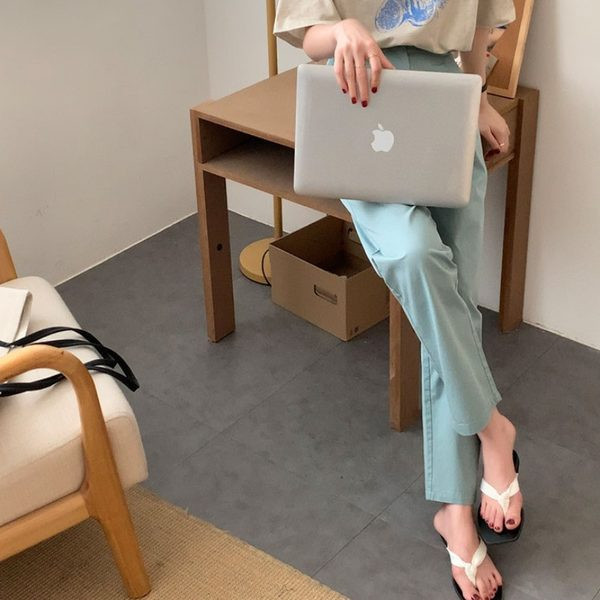 Sieviešu ikdienas bikšu taisns modelis ar augstu vidukli