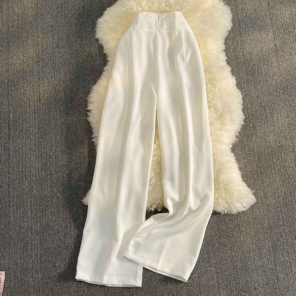 Pantaloni eleganti de dama - model simplu