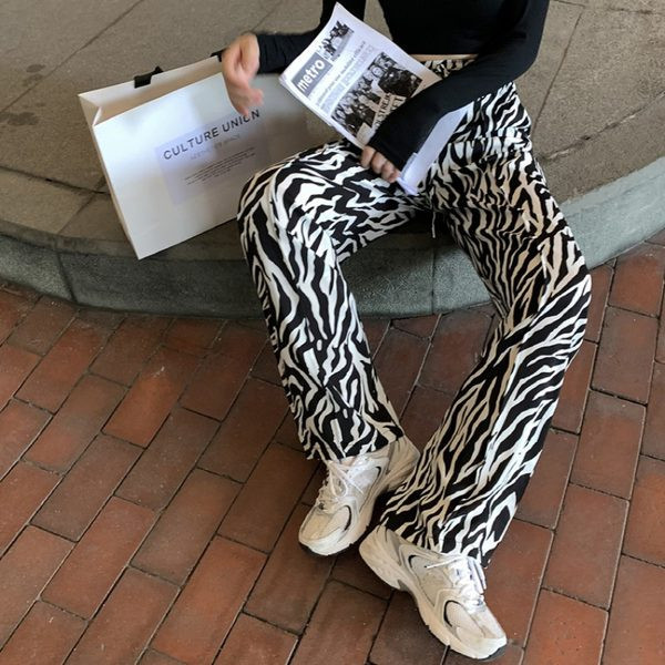 Sieviešu ikdienas bikses ar dzīvnieku apdruku