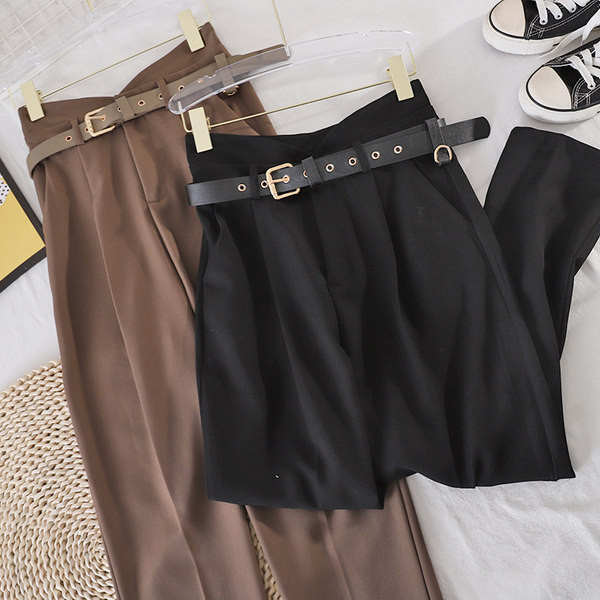 Ženske duge hlače s remenom i visokim strukom