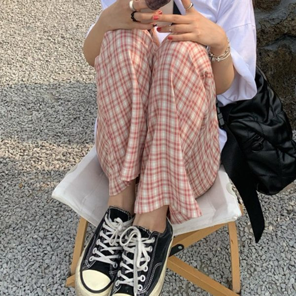 Pantaloni casual dama in carouri model lat