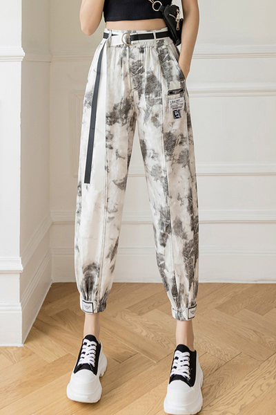 Sieviešu platas bikses ar jostu un kabatām