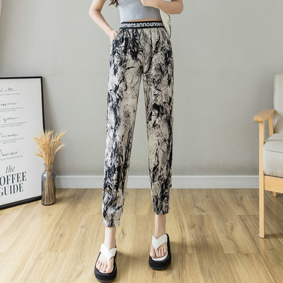 Moteriškos spalvingos vasarinės kelnės su užrašais ir aukštu juosmeniu