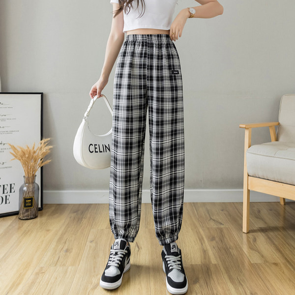 Rūtainas sieviešu bikses ar elastīgu jostasvietu trīs krāsās