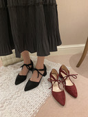 Sandale dama model ascutit cu sireturi